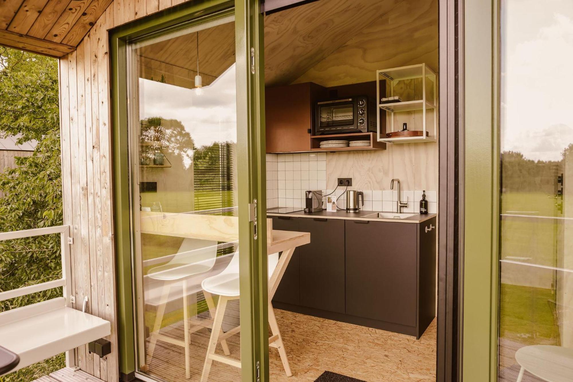 Boutiquehotel & Tiny Houses Plek17 Milsbeek Exterior photo