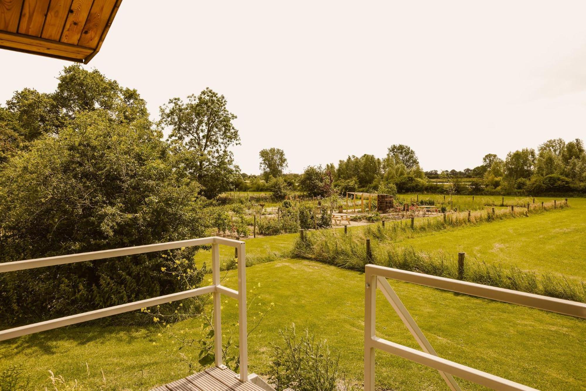 Boutiquehotel & Tiny Houses Plek17 Milsbeek Exterior photo